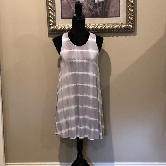 Alya Dresses & Skirts - 🆕ALYA Grey Tie Dye Swing T-shirt Dress🆕